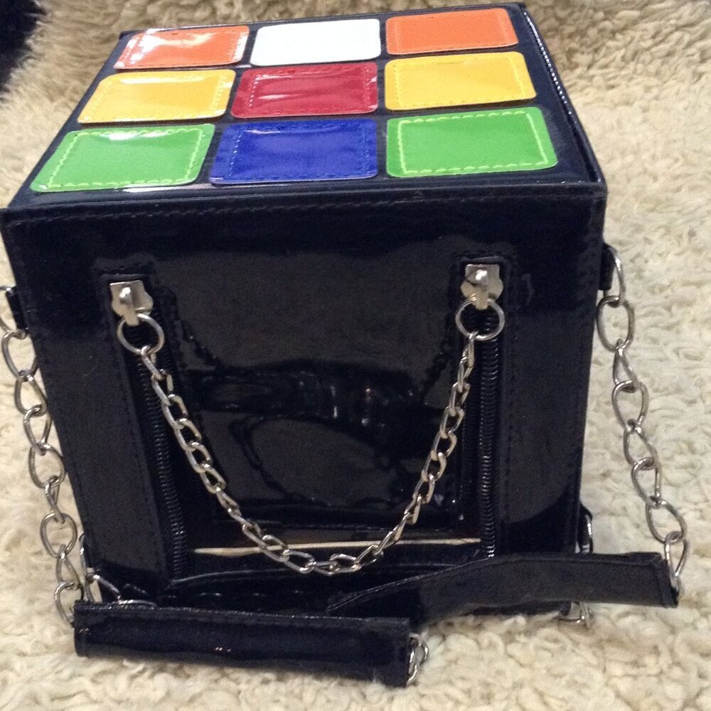 NWOT Rubik Cube Purse,Vegan Leather, Big Bang Theory, Unique, Cosplay, Gorpcore - Picture 2 of 4